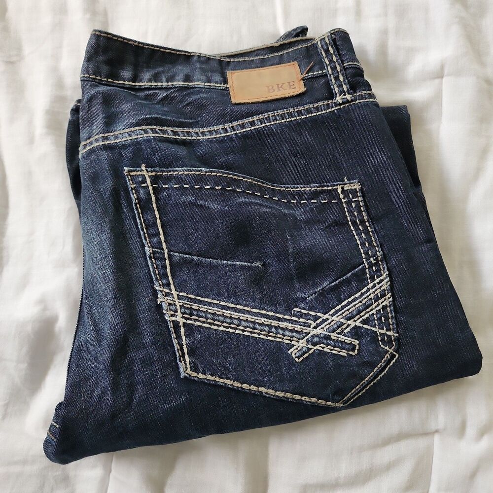 BKE Buckle Jake Jeans Mens Size 36L Blue Denim Dark Wash Boot Whiskered Stretch